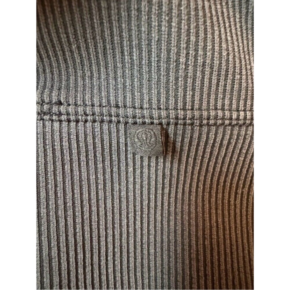 Lululemon Softstreme Cropped Crew Oversized Washed Black Charcoal M/L - Picture 3 of 7
